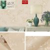 Giấy dán tường có keo sẵn vàng hoa nổi