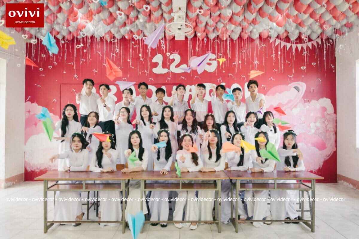 giấy dán tường backdrop kỷ yếu ovivi